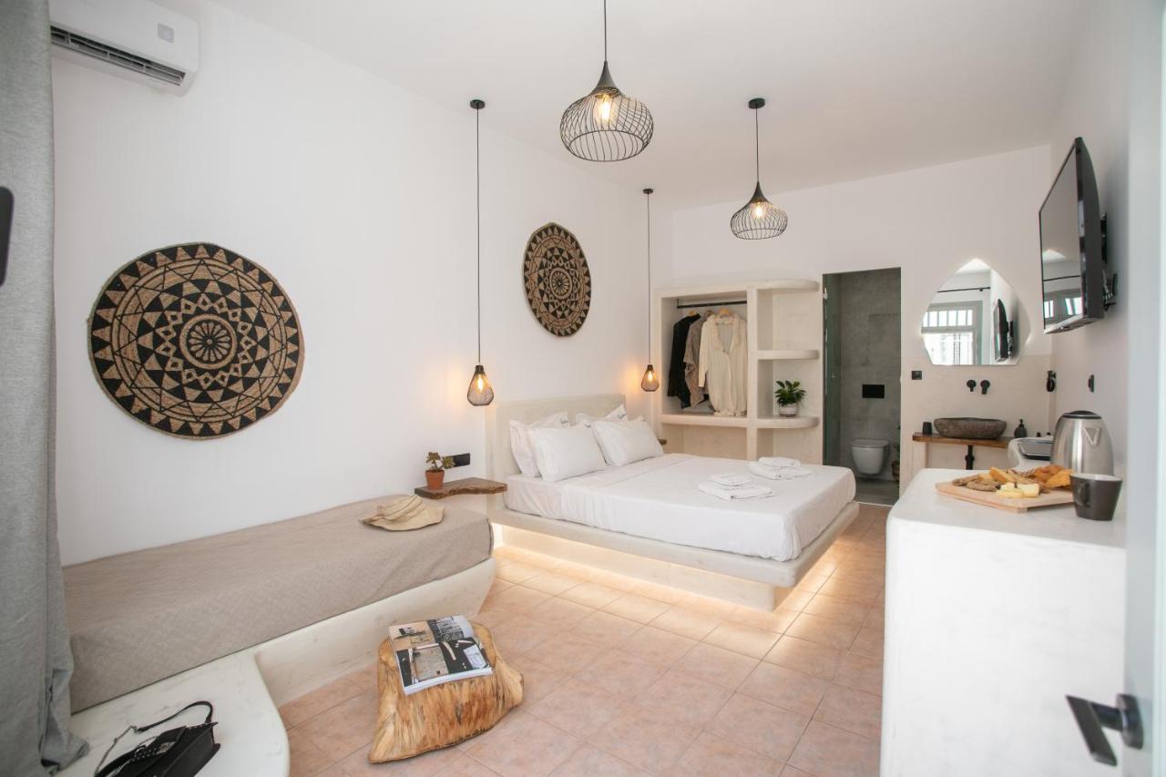 Adama'S Suites Naxos City Esterno foto