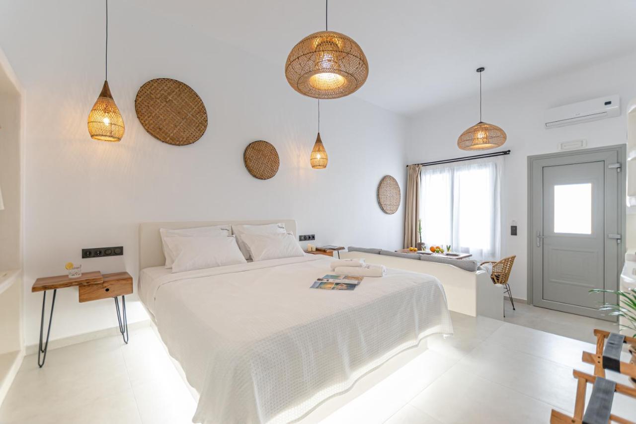 Adama'S Suites Naxos City Esterno foto