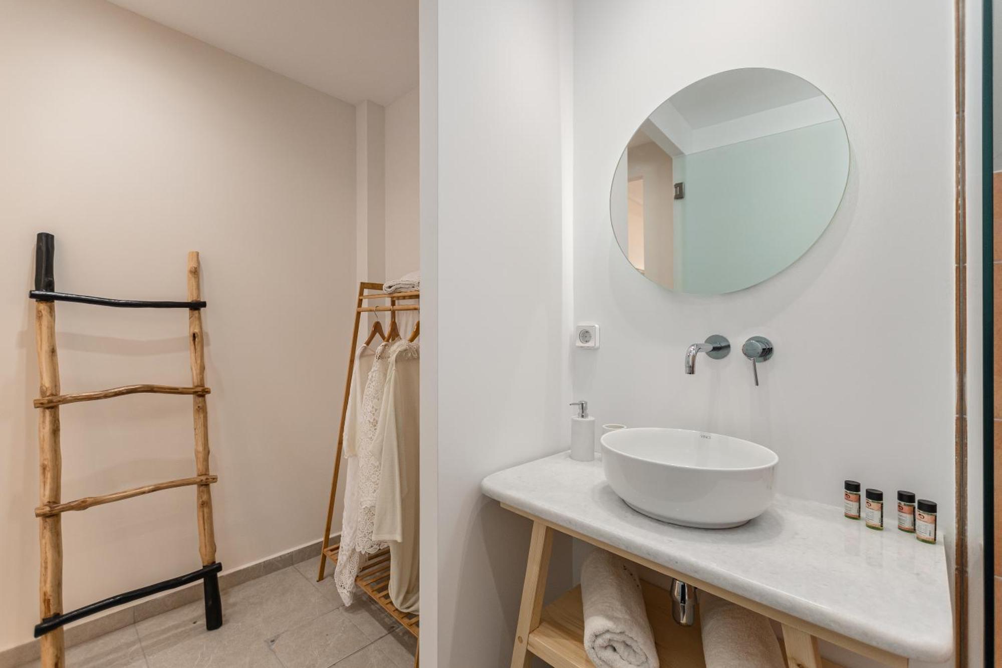 Adama'S Suites Naxos City Esterno foto