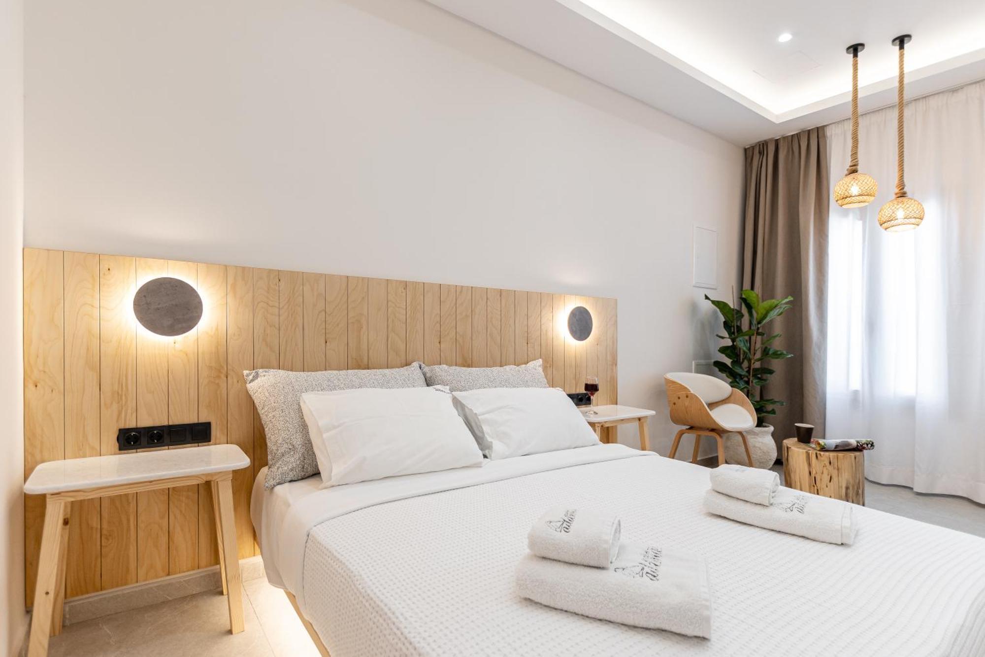 Adama'S Suites Naxos City Esterno foto