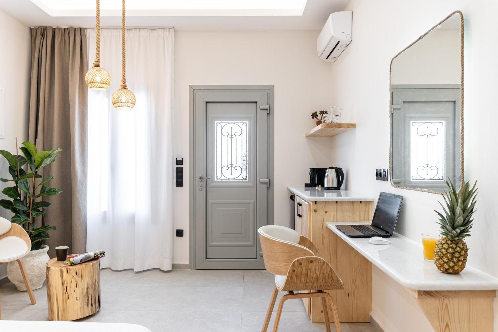 Adama'S Suites Naxos City Camera foto
