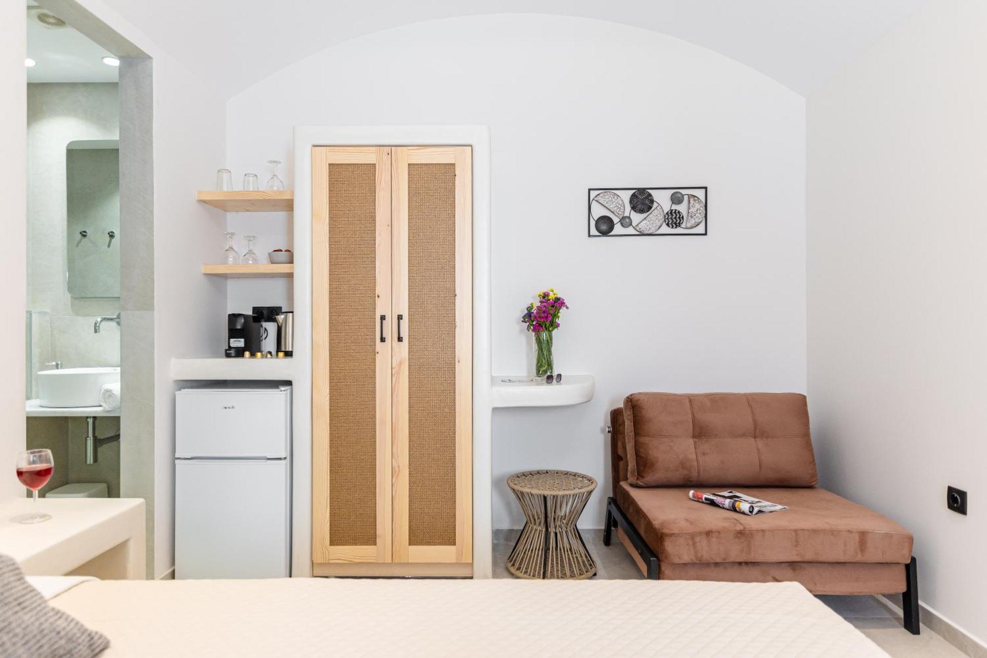 Adama'S Suites Naxos City Esterno foto