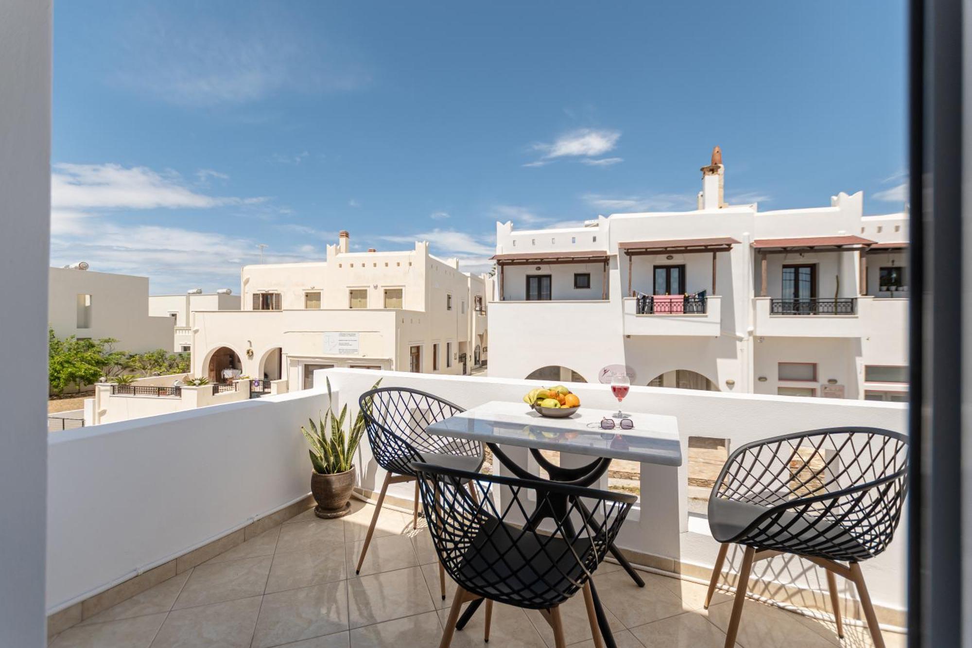 Adama'S Suites Naxos City Camera foto